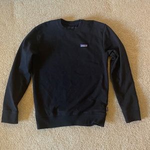 Patagonia black men’s crewneck